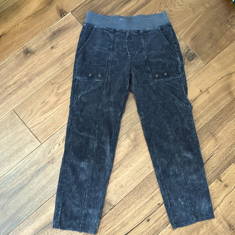 XCVI ankle, corduroy grey pants with pockets